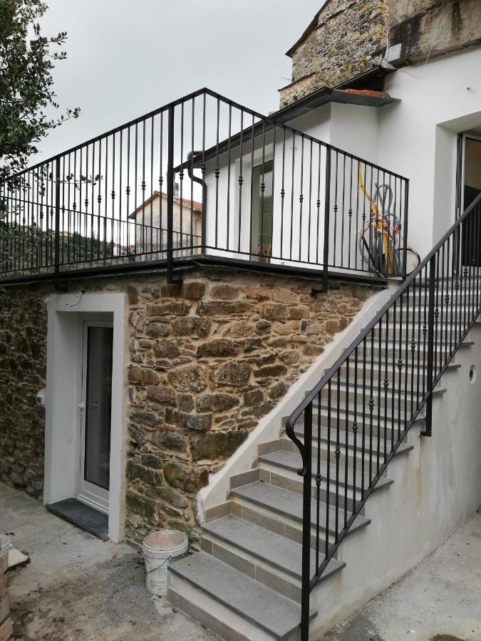 La Torretta Di Piero Con Terrazzi E Parcheggio Privato Citra Zero Zero Ottanta 31Lst0282 Apartment อิมเปรีอา ภายนอก รูปภาพ