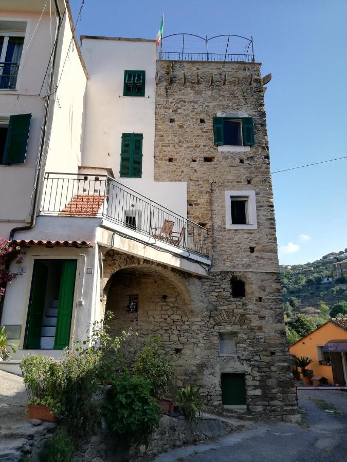 La Torretta Di Piero Con Terrazzi E Parcheggio Privato Citra Zero Zero Ottanta 31Lst0282 Apartment อิมเปรีอา ภายนอก รูปภาพ