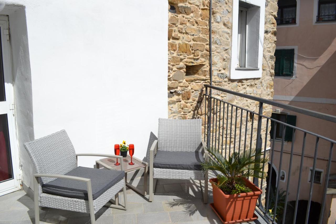 La Torretta Di Piero Con Terrazzi E Parcheggio Privato Citra Zero Zero Ottanta 31Lst0282 Apartment อิมเปรีอา ภายนอก รูปภาพ