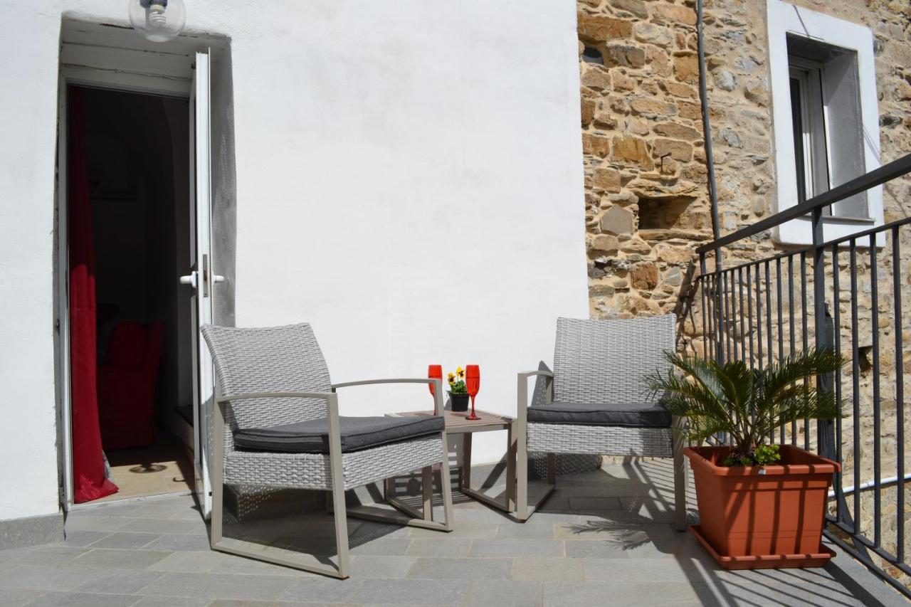 La Torretta Di Piero Con Terrazzi E Parcheggio Privato Citra Zero Zero Ottanta 31Lst0282 Apartment อิมเปรีอา ภายนอก รูปภาพ