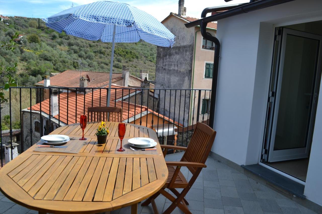 La Torretta Di Piero Con Terrazzi E Parcheggio Privato Citra Zero Zero Ottanta 31Lst0282 Apartment อิมเปรีอา ภายนอก รูปภาพ