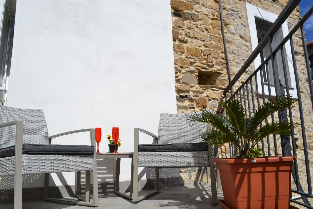 La Torretta Di Piero Con Terrazzi E Parcheggio Privato Citra Zero Zero Ottanta 31Lst0282 Apartment อิมเปรีอา ภายนอก รูปภาพ